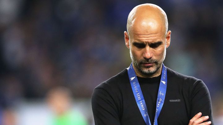 Las críticas a Guardiola lo mantienen en la órbita del Barça