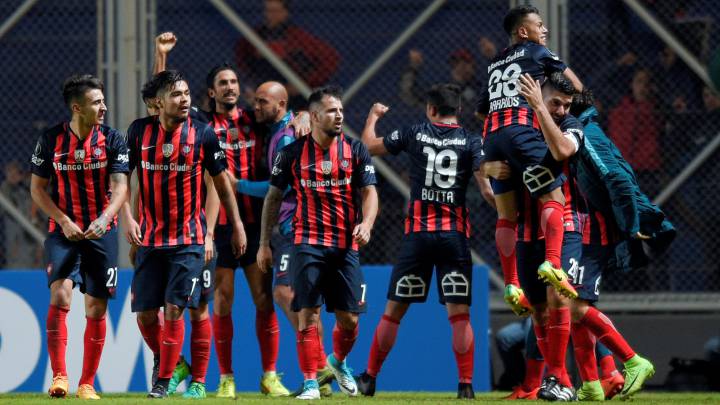 San Lorenzo da vuelta un partido increíble y elimina al 'Fla'