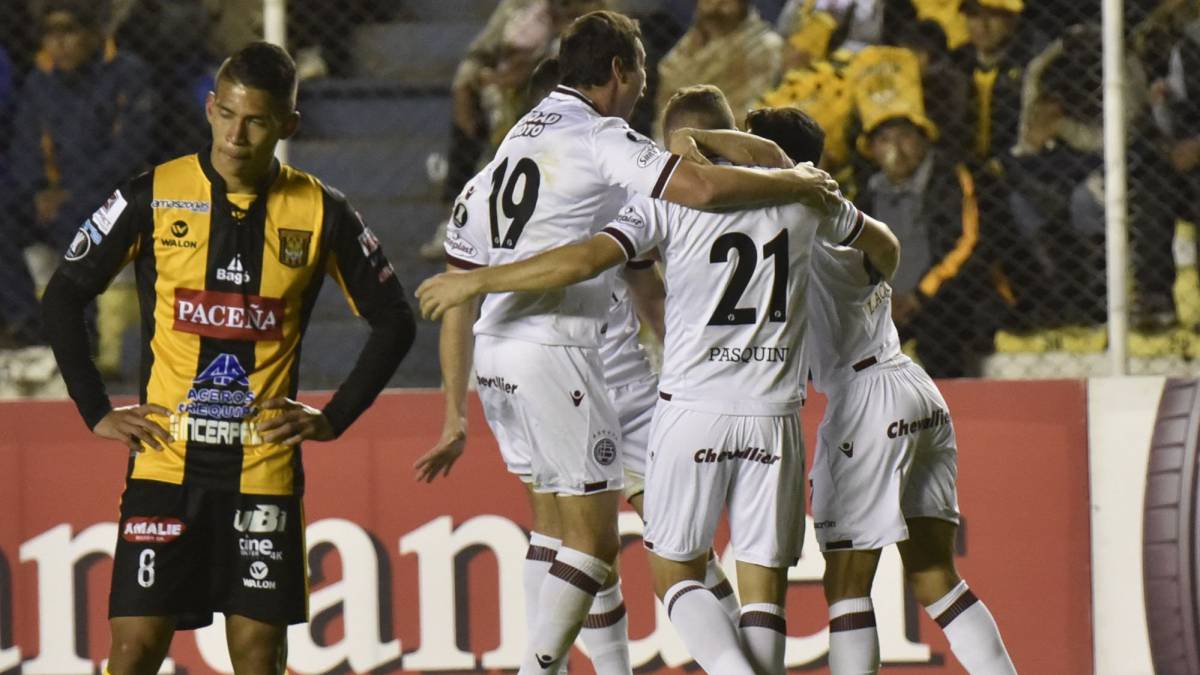 Lanús no pudo resistir y sacó un empate de su visita a La Paz