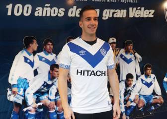 Andrada firma con Vélez