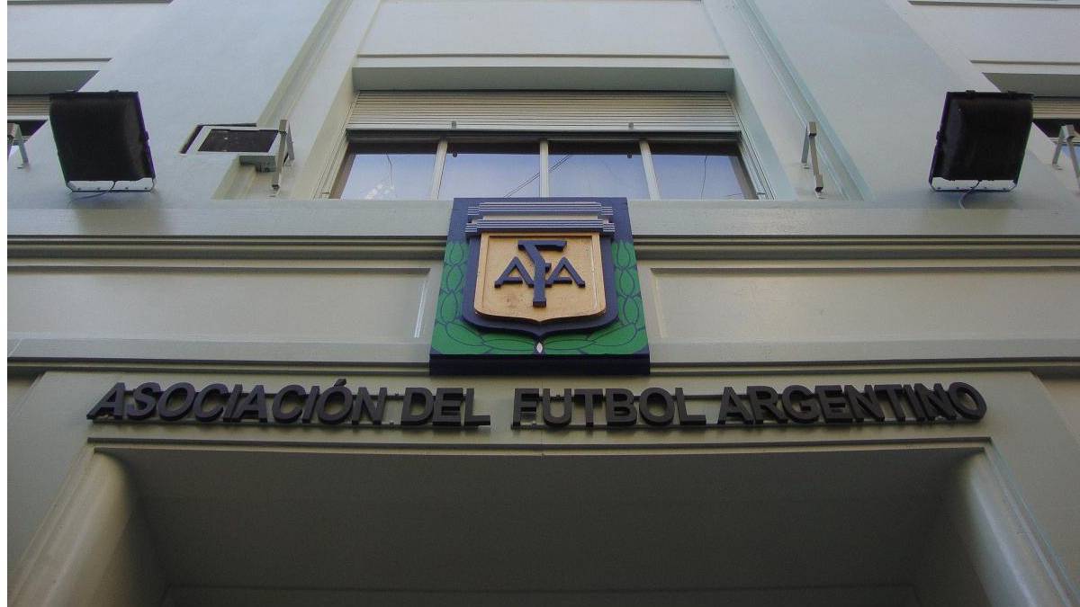 Es oficial: se jugará con el quinto extranjero