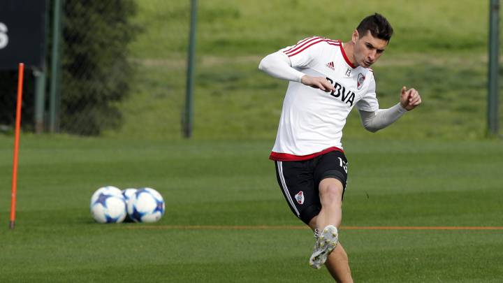 Guerra River Plate-Alario por el test médico con el Leverkusen