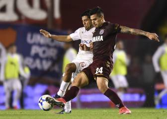 Denis, de penal en el 94, decide el partido en Avellaneda