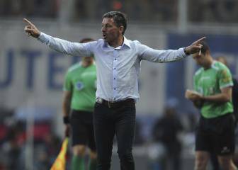 Nelson Vivas renuncia como técnico de Defensa y Justicia