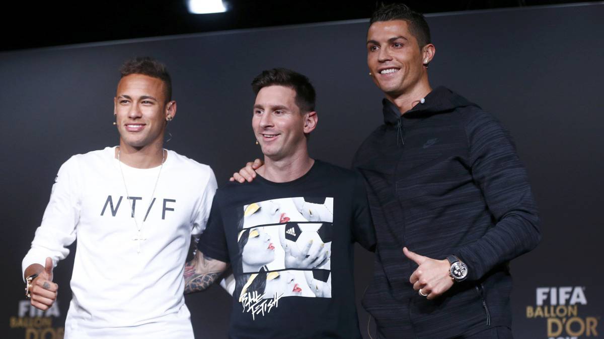 Messi va por el 'The Best' con la mirada de Maradona puesta