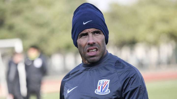 Carlos Tévez ya negocia su regreso a Boca Juniors