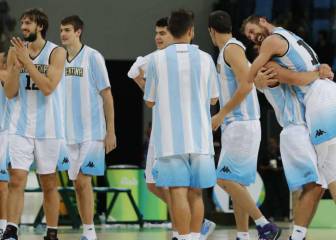 Scola guía el triunfo de Argentina sobre Paraguay