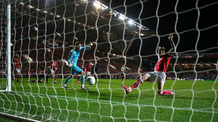 Bristol 2-3 Manchester: goles, resumen y resultado