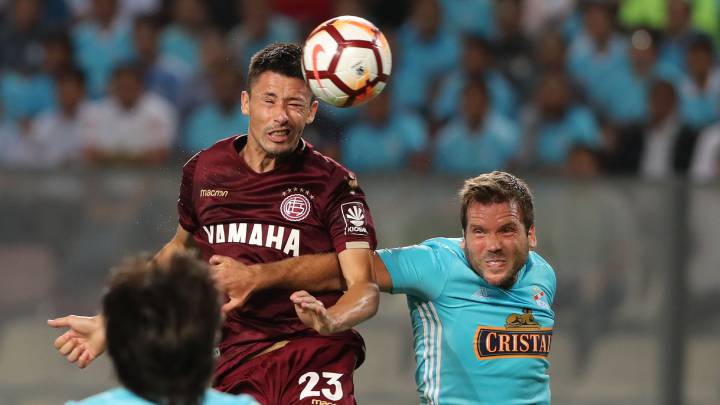 Sporting Cristal 2-1 Lanús: resumen, goles y resultado