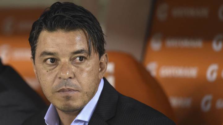 El técnico de River Plate aseguró que el duelo ante Emelec será decisivo y acusó al colegiado de frenar el ritmo en exceso, a conveniencia de Santa Fe.