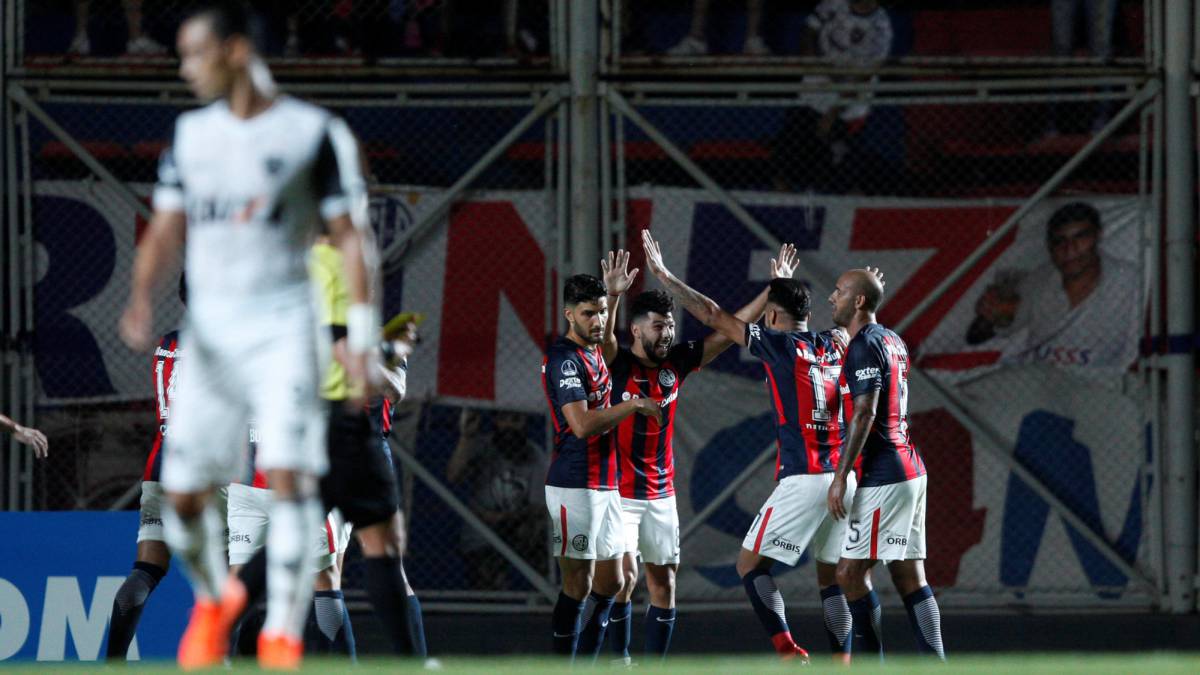 Con ocho cambios, San Lorenzo recibe a Atlético Mineiro Con ocho cambios, San Lorenzo recibe a Atlético Mineiro