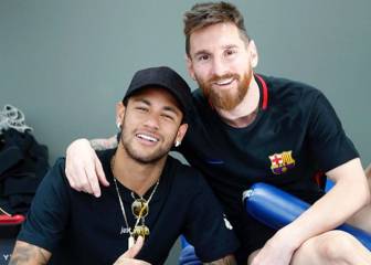 El mundo del fútbol felicita por su cumpleaños a Leo Messi