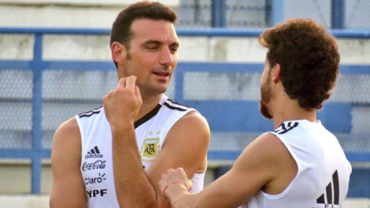 No estarían en la convocatoria ni Leo Messi, ni Agüero, Di María, e Higuaín. El lunes hablaría con el capitán. Es una incógnita si quiere continuar en la selección.