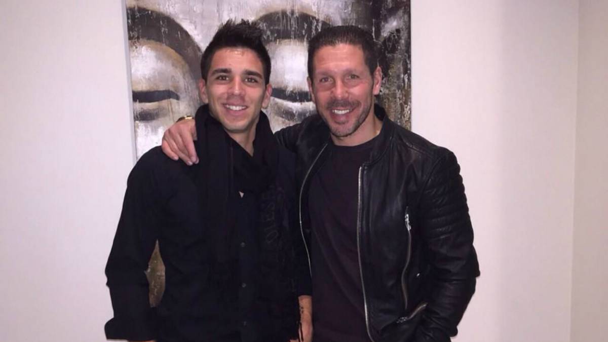 Gio Simeone: "Sé que mi padre dirigirá a la Selección Argentina"