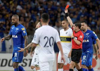 Dedé, primer jugador en ser expulsado en la ida y la vuelta