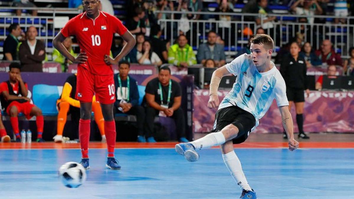 Santiago Rufino con Argentina.