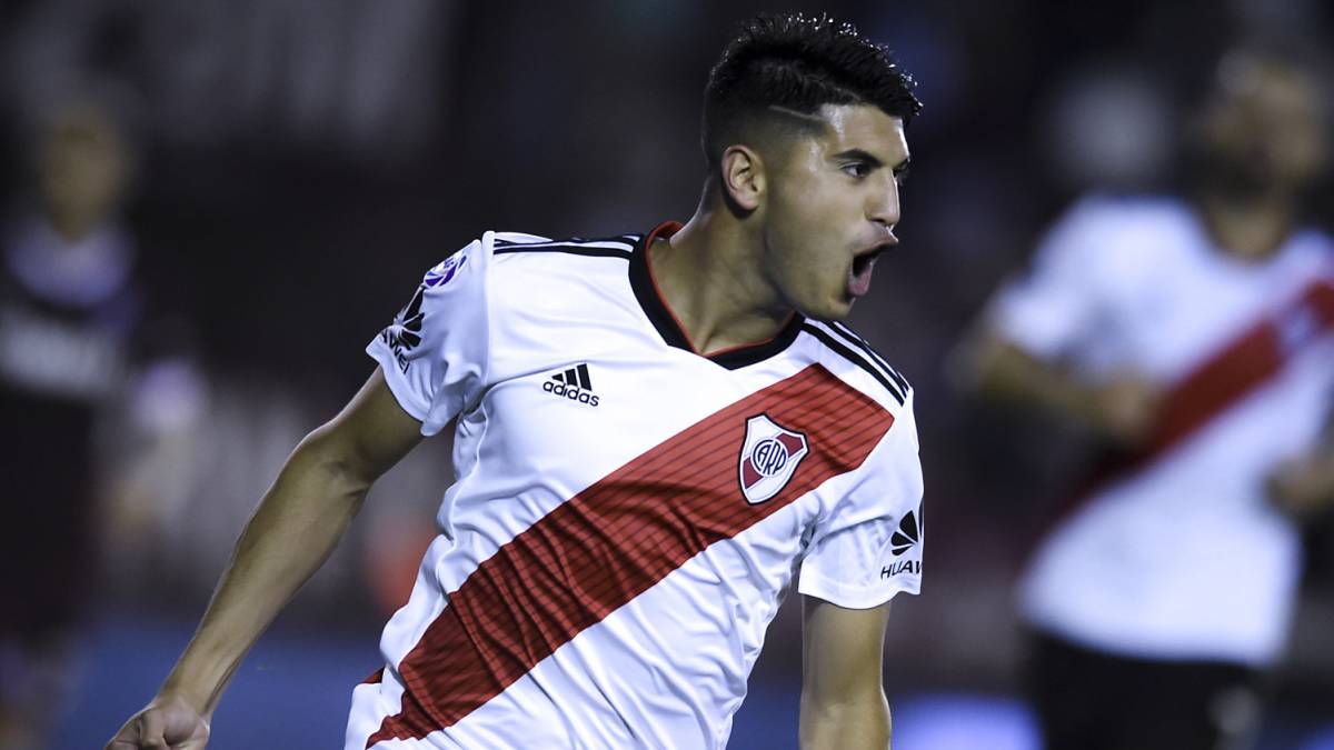 El Barça sigue a Palacios