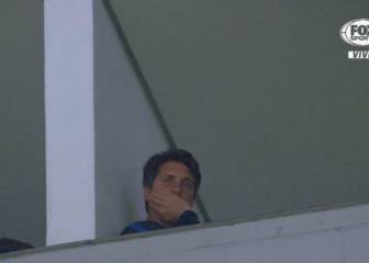 Guillermo, sancionado, vio el partido desde un palco