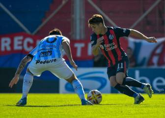 Atlético Tucumán amarga el estreno local de Almirón