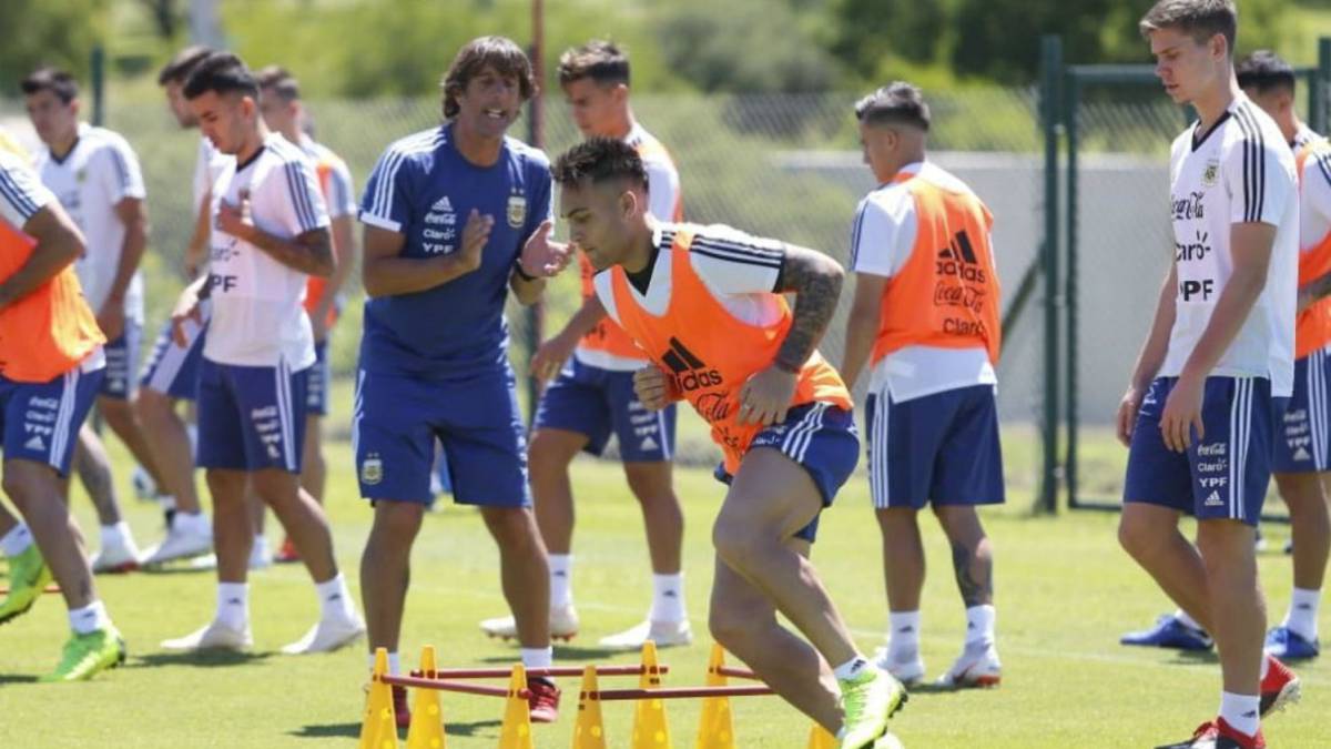 El 11 con el que ensayó Scaloni