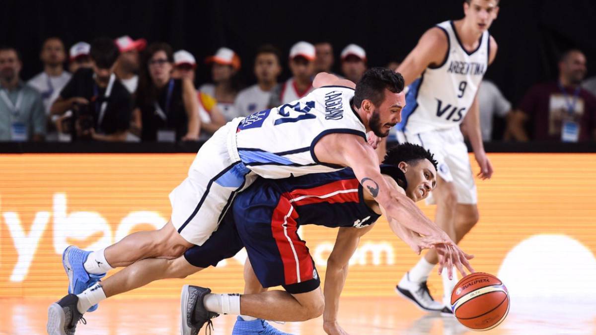Argentina le gana a EEUU y queda más cerca del Mundial