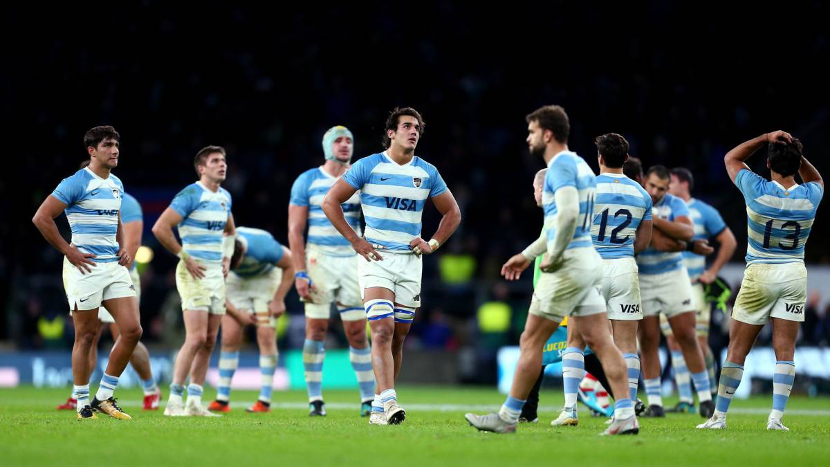 Los Pumas cerraron una gira negra al caer ante Barbarians
