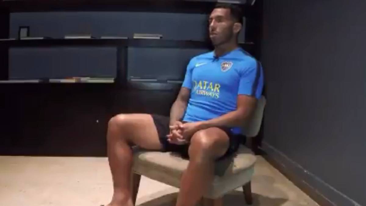 El delantero Carlos Tevez dijo este miércoles que el Boca Juniors pasa "un momento delicado" porque "la gente todavía está dolida" tras caer ante River.