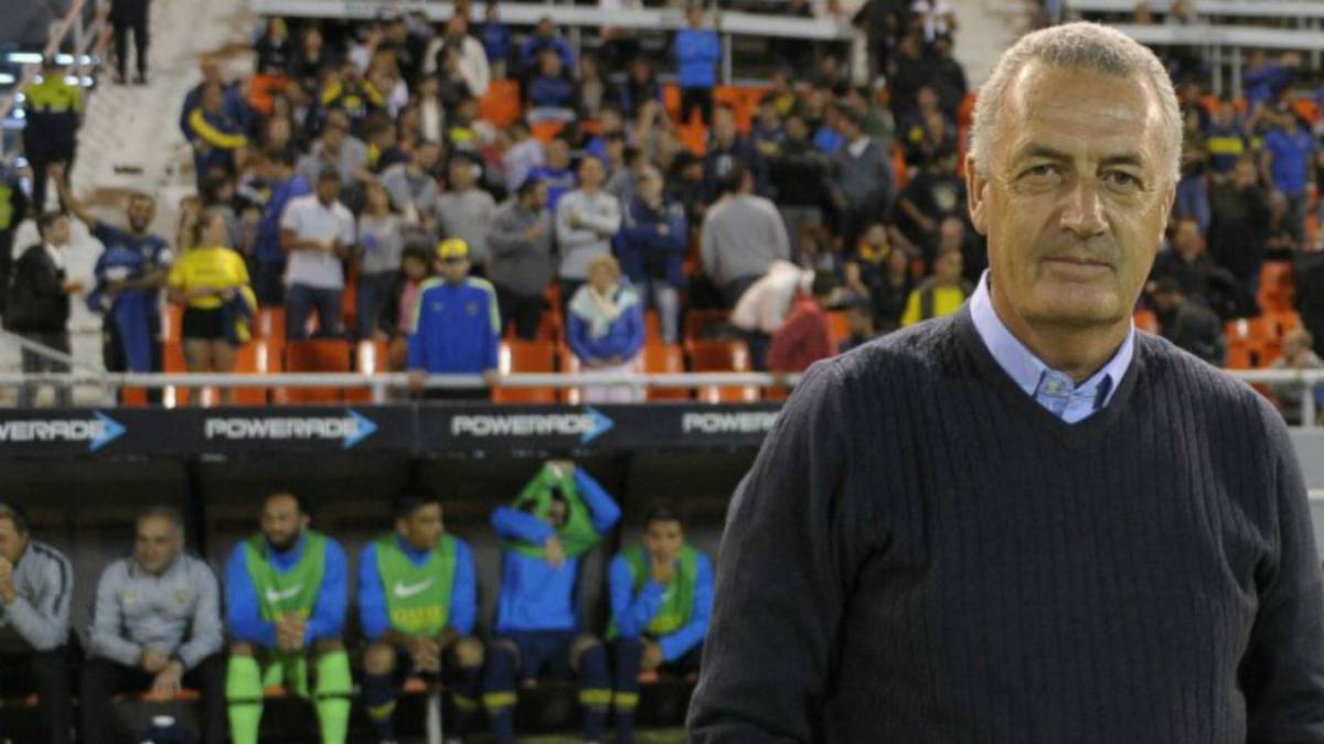 Alfaro haría debutar a 3 fichajes