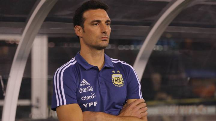 Tapia no garantizó la continuidad de Lionel Scaloni