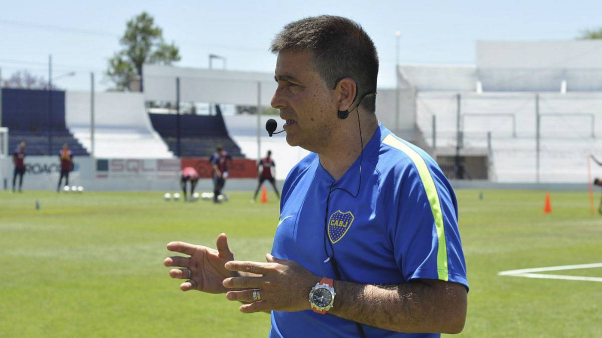 Sorpresa: Boca despidió al coordinador de inferiores