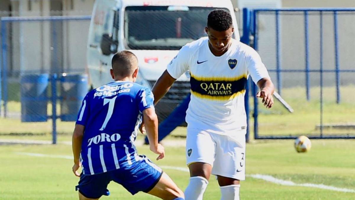 Fabra más cerca de regresar; jugó con la reserva de Boca
