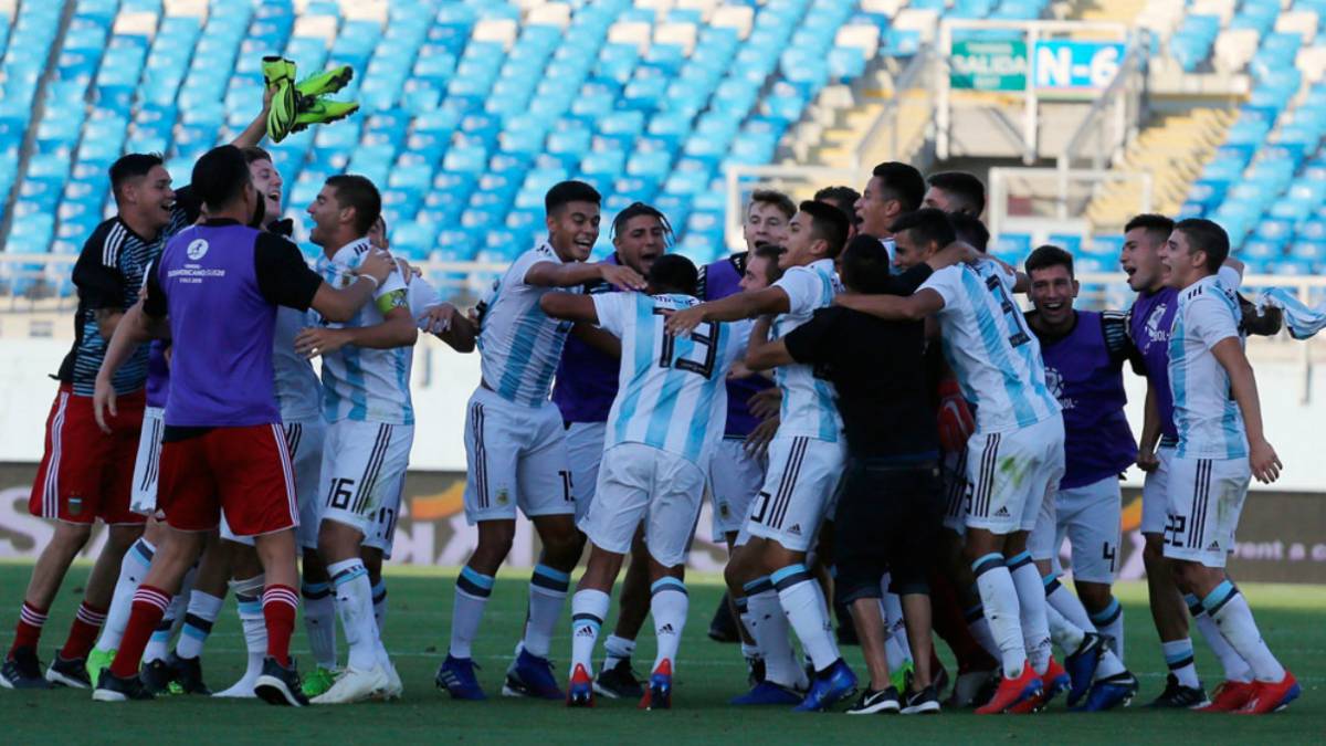 El futuro de la Selección Argentina, en marcha
