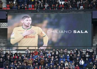 Minuto de silencio por Sala en Champions y Europa League