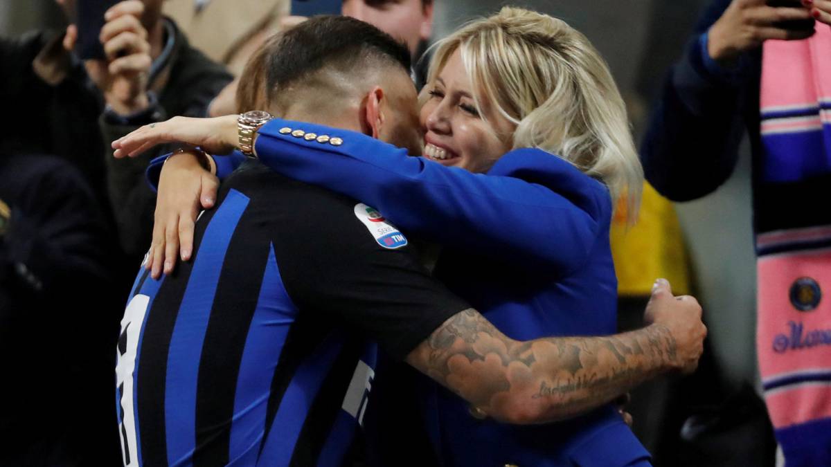 Apedrean el coche de Wanda Nara tras la polémica con Icardi
