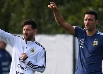 Con Messi y sin el Kun: así sería la convocatoria de Scaloni