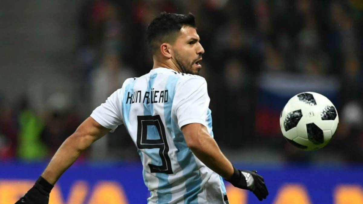 Agüero: "Leo es el símbolo de la selección"