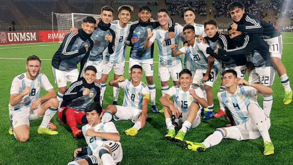Argentina venció a Uruguay y se afirma en el hexagonal