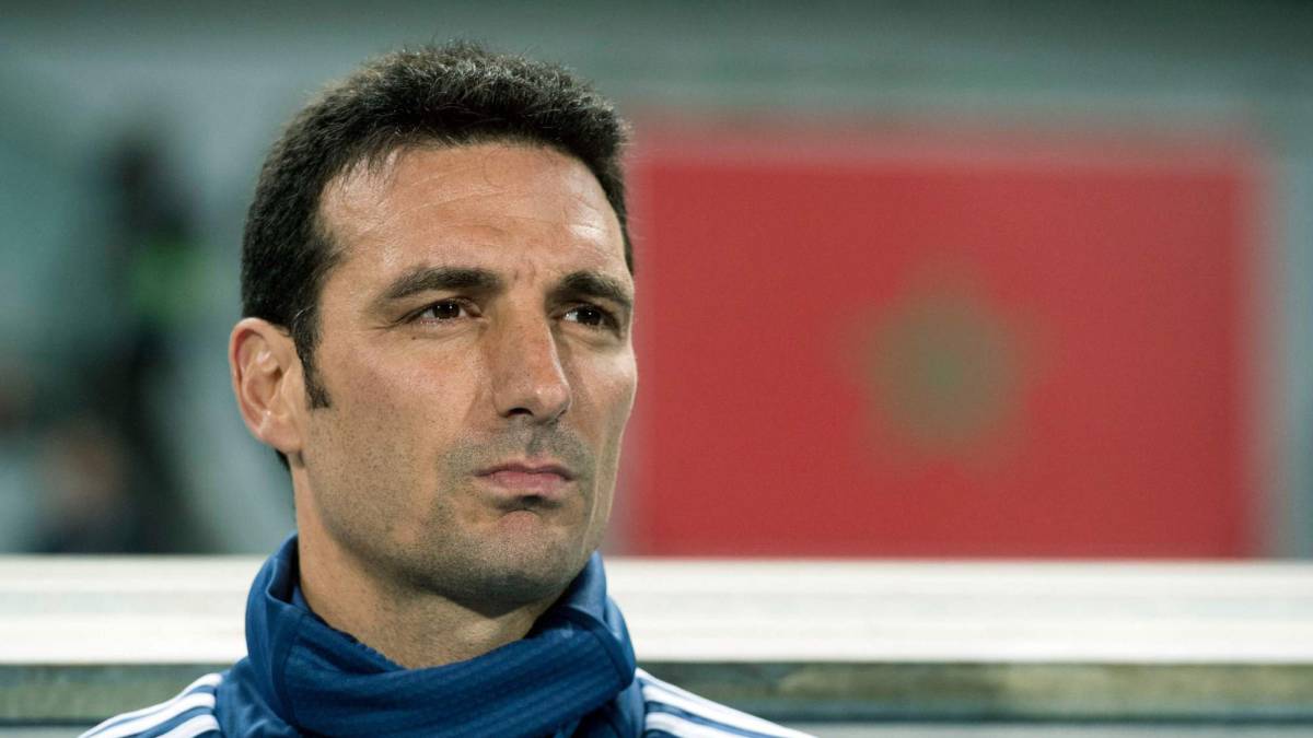 Scaloni: "Messi fue el primero en tirar para adelante"