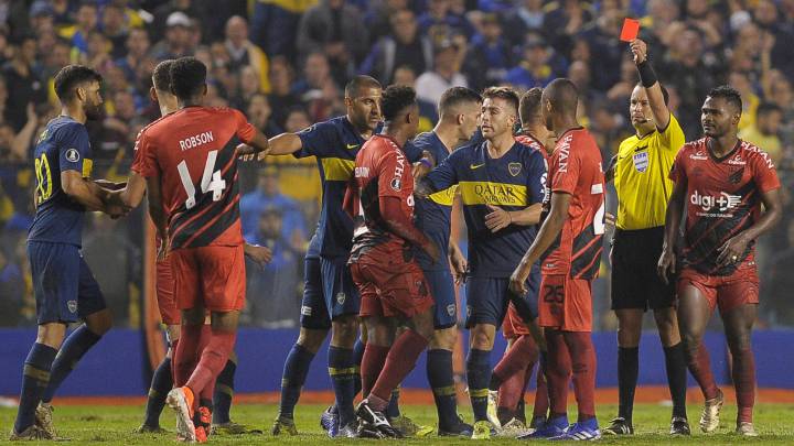El Xeneize se medirá ante Athletico Paranaense, el equipo brasileño que enfrentó en el grupo. Alfaro ya comienza a trabajar la serie, que será igualada.