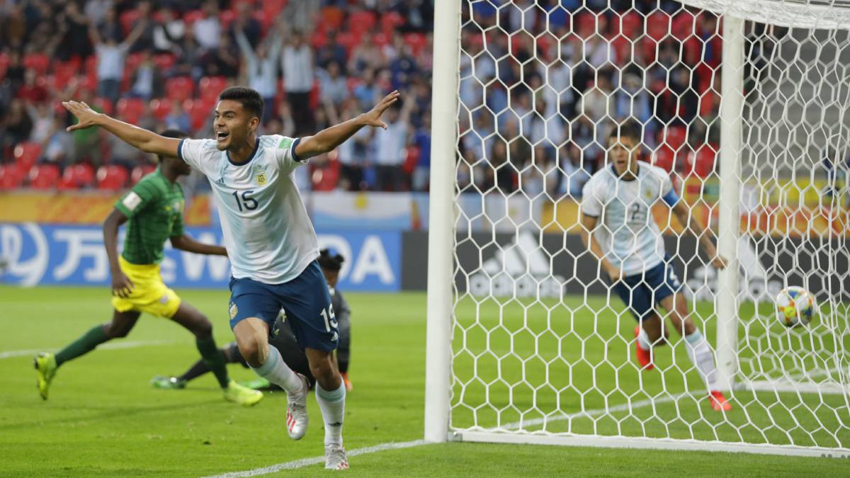Debut con goleada