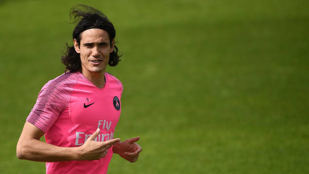 El delantero uruguayo del PSG contó que el Xeneize es su club favorito en Argentina. ¿Podrá vestir la azul y oro alguna vez?