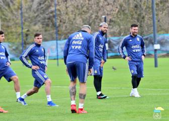 Agüero entrenó diferenciado