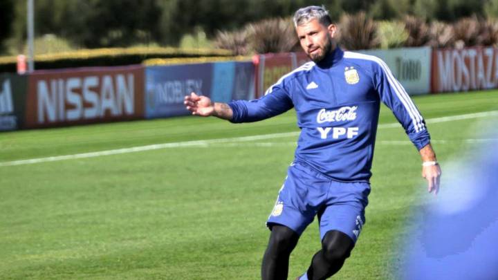 Agüero vuelve a entrenar con normalidad