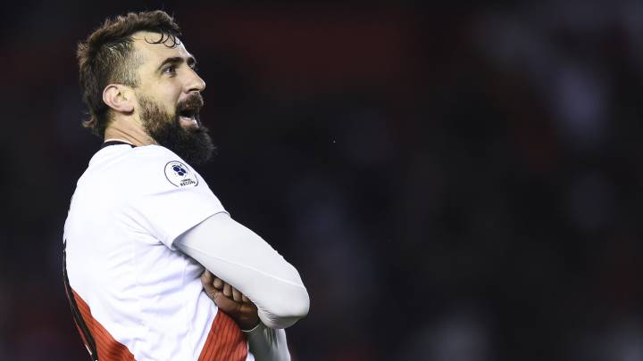 Pratto se lesionó y tendrá para un mes de recuperación