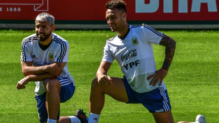 Con Lautaro por el Kun, Scaloni tiene once pero no lo confirmó