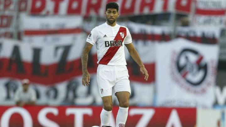 Hugo Buitrago aseguró que el defensor "quiere jugar en Independiente" y le pidió un gesto a la dirigencia del Millonario.