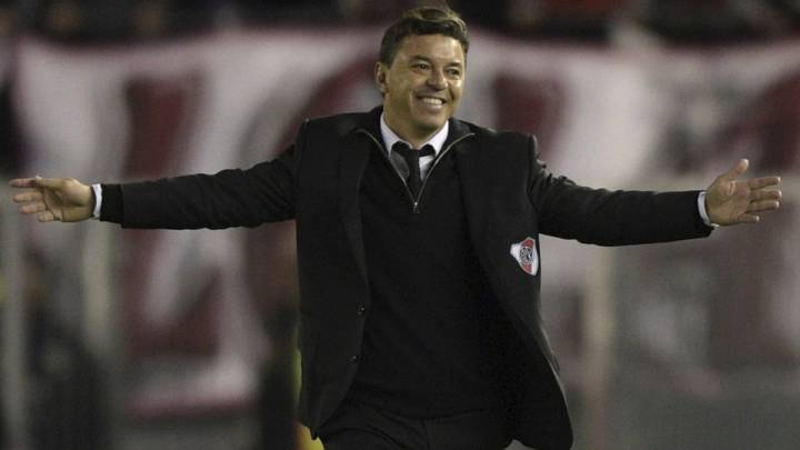 Los jugadores de River y Boca piensan que el Muñeco es un candidato ideal para dirigir a la Selección. El Apache también pensó en Heinze.