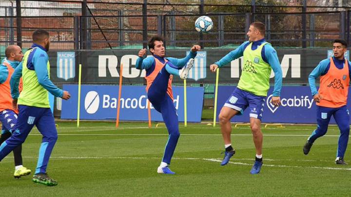Coudet confirmó el 11 de Racing para el debut en Superliga