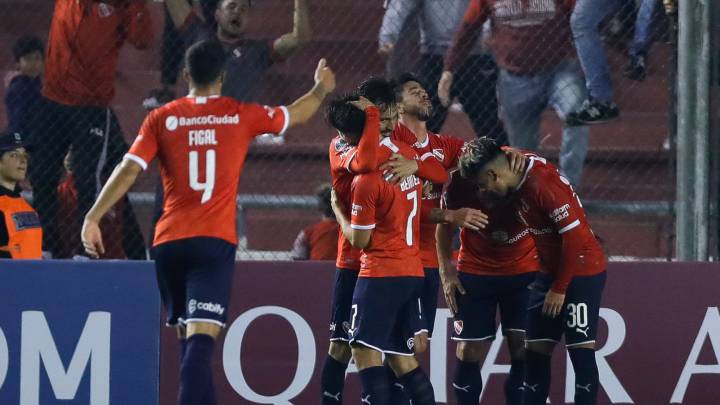Beccacece confirmó los 20 nombres que viajan a Ecuador