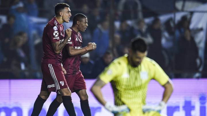 Un River imparable aplastó a Racing en Avellaneda